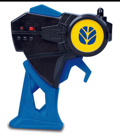 Maisto 1:16 RC New Holland Tractor Remote Control Tractor For Kids